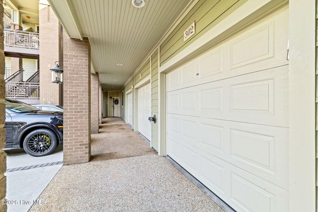 648 Village Park Drive Unit 302, Wilmington, NC 28405