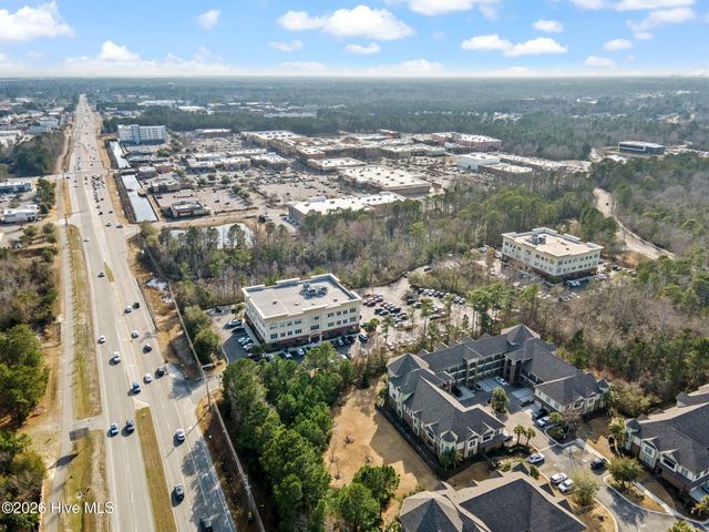 648 Village Park Drive Unit 302, Wilmington, NC 28405