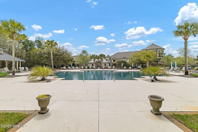 648 Village Park Drive Unit 302, Wilmington, NC 28405