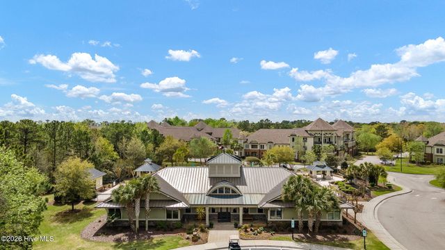 648 Village Park Drive Unit 302, Wilmington, NC 28405