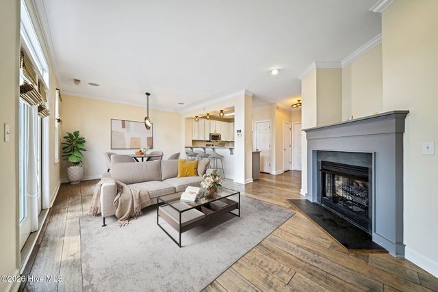 648 Village Park Drive Unit 302, Wilmington, NC 28405