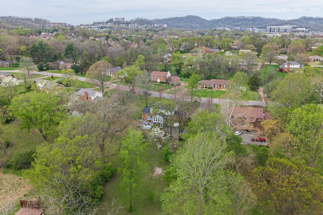 5624 Clovermeade Dr, Brentwood, TN 37027