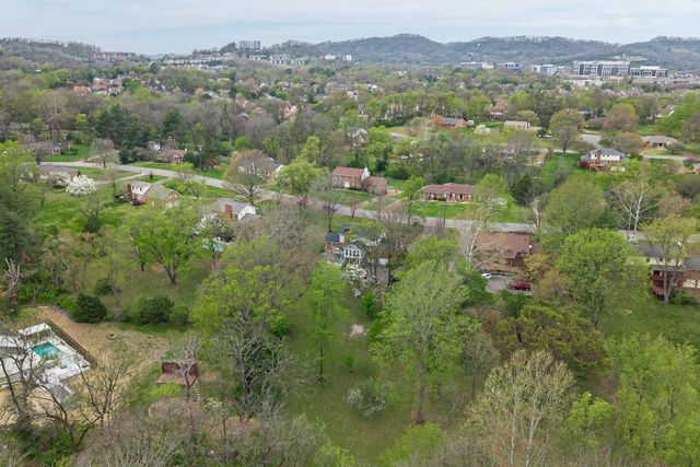 5624 Clovermeade Dr, Brentwood, TN 37027