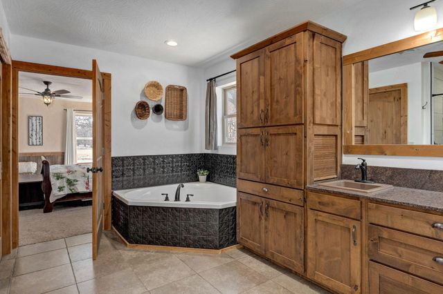 321 W Dade 122, Greenfield, MO 65661