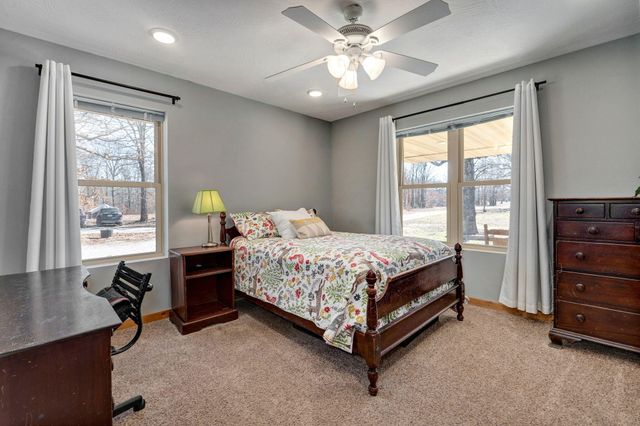 321 W Dade 122, Greenfield, MO 65661