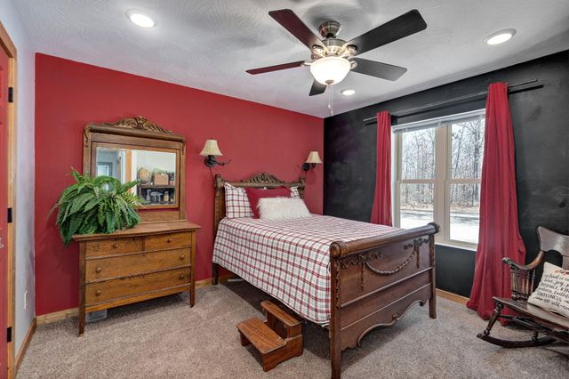 321 W Dade 122, Greenfield, MO 65661