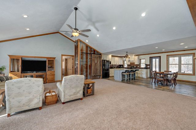 321 W Dade 122, Greenfield, MO 65661