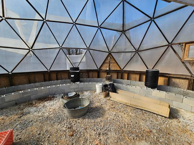 321 W Dade 122, Greenfield, MO 65661