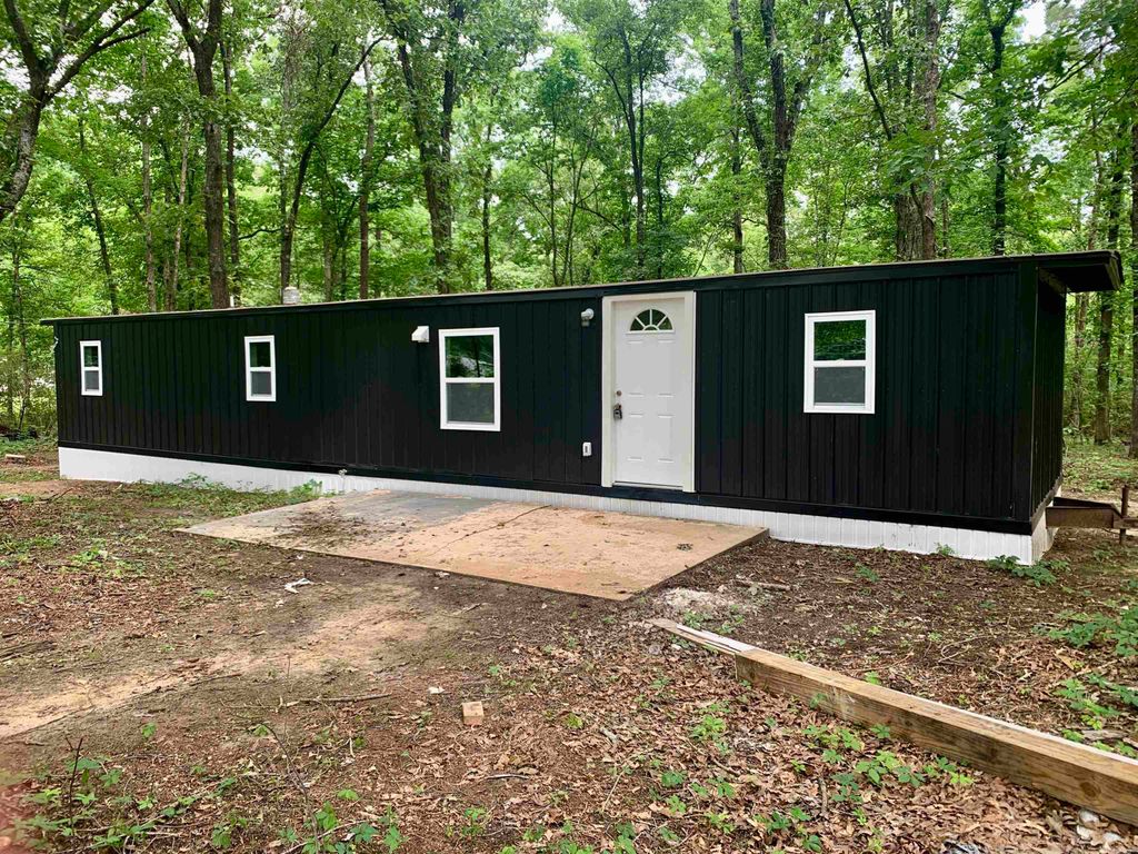 8100 Bunch, Mabelvale, AR 72103
