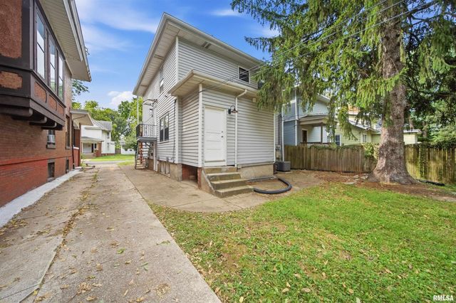 1611 W BARKER Avenue, Peoria, IL 61606