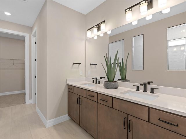 5624 FLAME VINE WAY, St Cloud, FL 34771