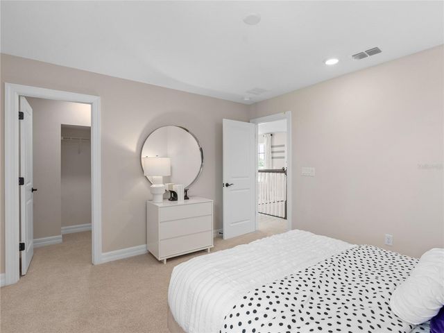 5624 FLAME VINE WAY, St Cloud, FL 34771