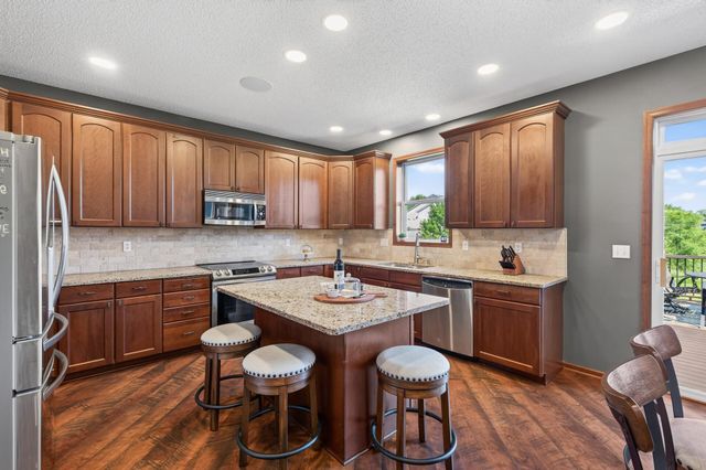 7544 63rd Street Circle S, Cottage Grove, MN 55016
