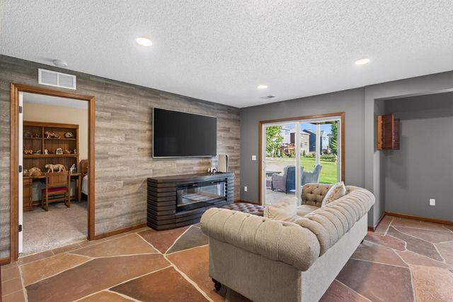 7544 63rd Street Circle S, Cottage Grove, MN 55016