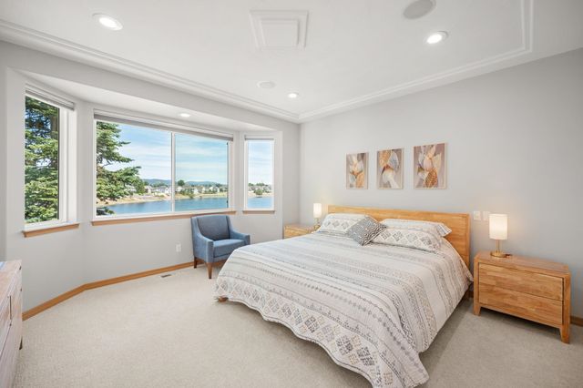 837 S SHELLEY LAKE Ln, Veradale, WA 99037