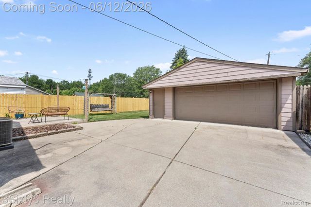 20060 Koths Street, Taylor, MI 48180