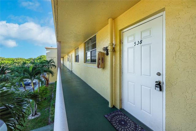 9949 Sandalfoot Blvd 538, Boca Raton, FL 33428