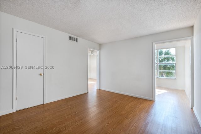 9949 Sandalfoot Blvd 538, Boca Raton, FL 33428