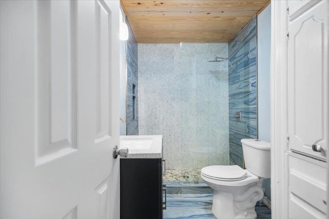 606 Glazner Street, Hawkins, TX 75765