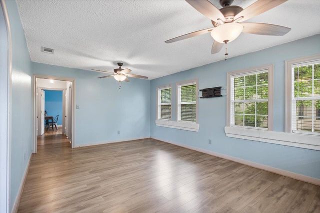 606 Glazner Street, Hawkins, TX 75765