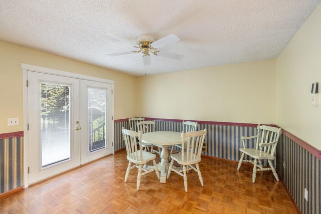 12515 N Fairwood Dr, Spokane, WA 99218