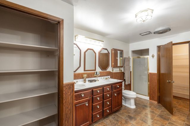 12515 N Fairwood Dr, Spokane, WA 99218