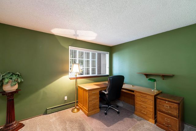 12515 N Fairwood Dr, Spokane, WA 99218