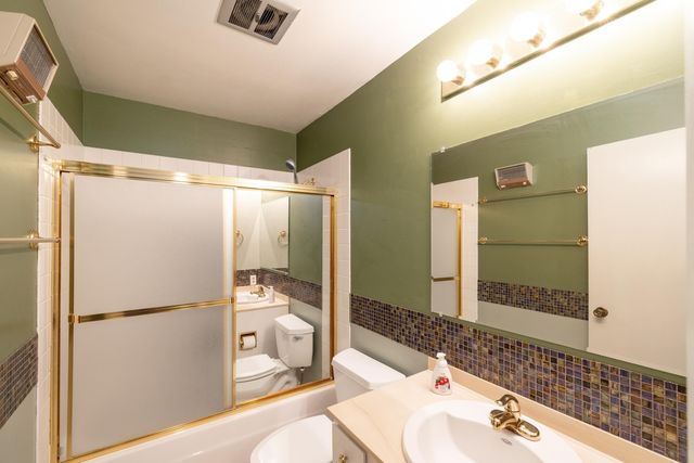 12515 N Fairwood Dr, Spokane, WA 99218