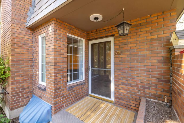 12515 N Fairwood Dr, Spokane, WA 99218