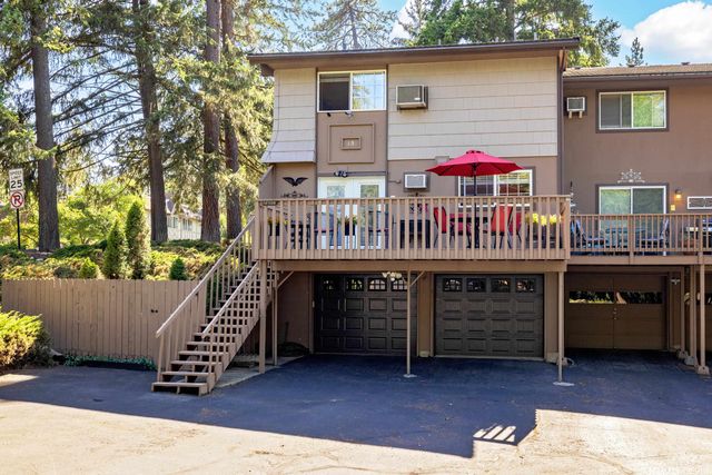 12515 N Fairwood Dr, Spokane, WA 99218
