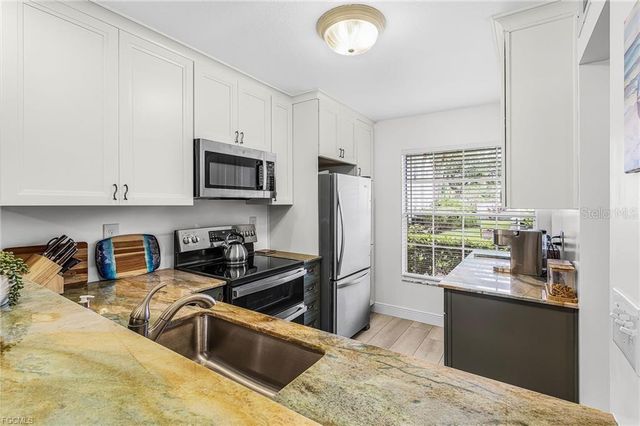 14461 LAKEWOOD TRACE COURT 103, Fort Myers, FL 33919