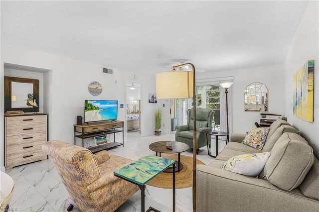 14461 LAKEWOOD TRACE COURT 103, Fort Myers, FL 33919