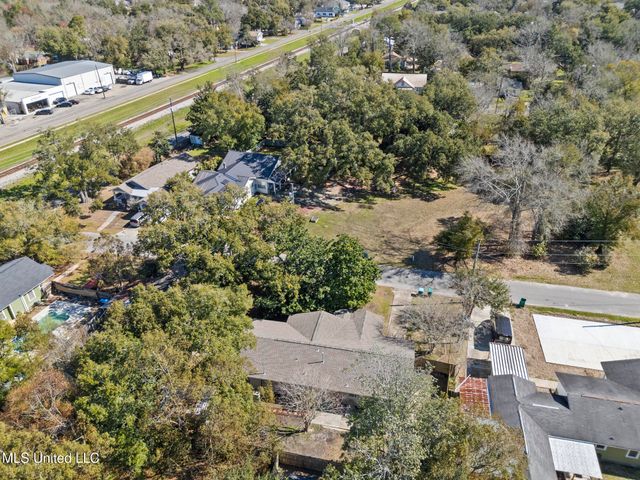 809 Ruth Avenue, Gulfport, MS 39501