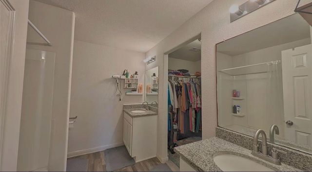 2009 6th Street, Hempstead, TX 77445