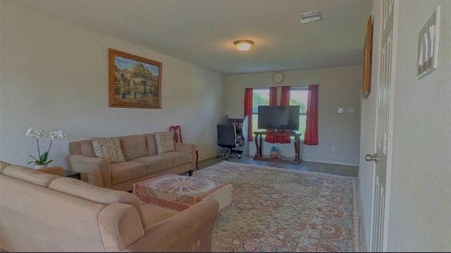 2009 6th Street, Hempstead, TX 77445