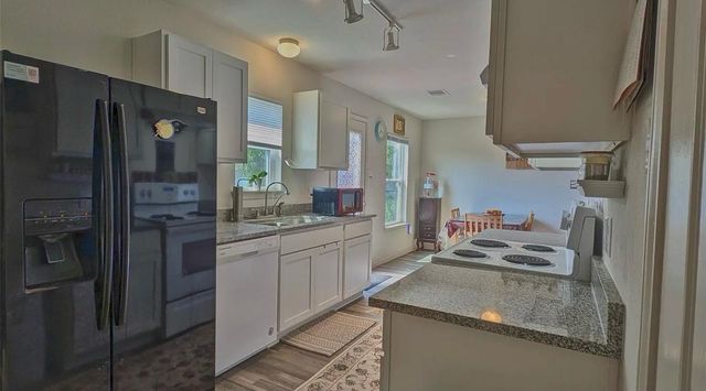 2009 6th Street, Hempstead, TX 77445