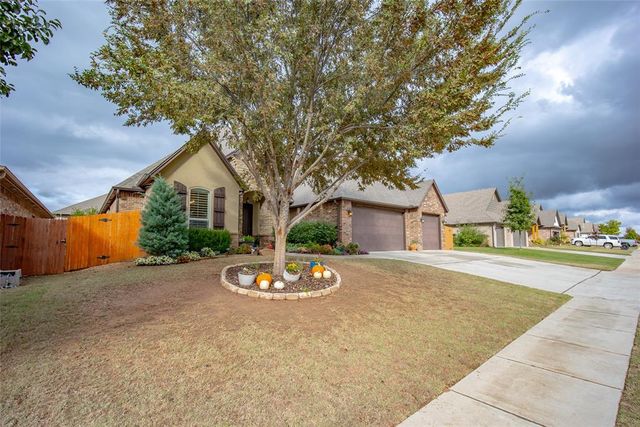 1307 Presidio Drive, Norman, OK 73072