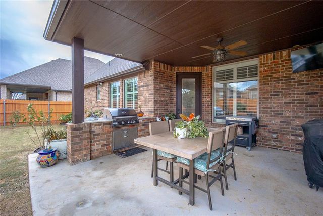 1307 Presidio Drive, Norman, OK 73072