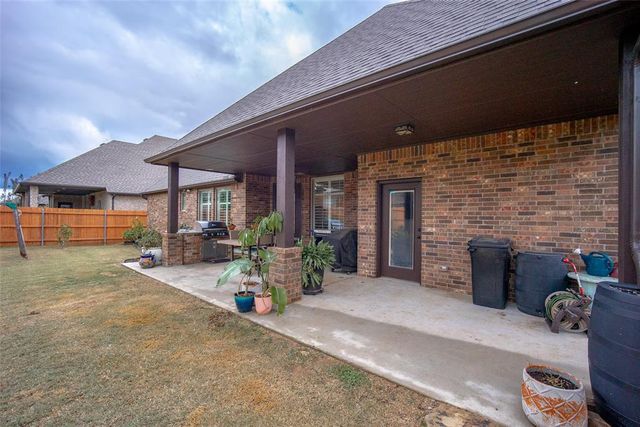 1307 Presidio Drive, Norman, OK 73072