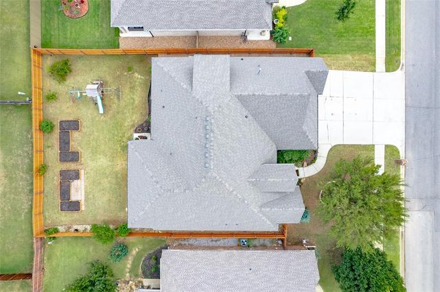 1307 Presidio Drive, Norman, OK 73072