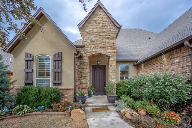 1307 Presidio Drive, Norman, OK 73072