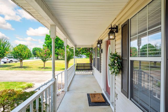 8616 River Cove Drive, Harrison, TN 37341