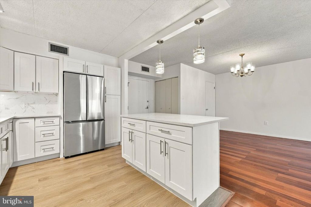 10918 VALLEY FORGE CIR #918, KING OF PRUSSIA, PA 19406 — photo 4
