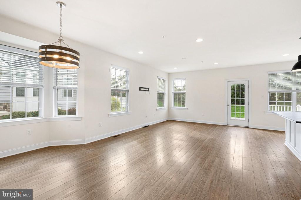 105 WOODWINDS DR, COLLEGEVILLE, PA 19426 — photo 5
