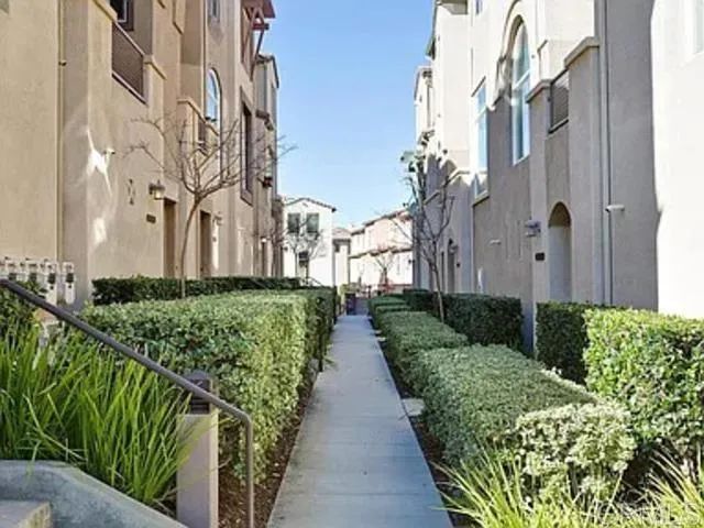 516 Almond Rd Road, San Marcos, CA 92078