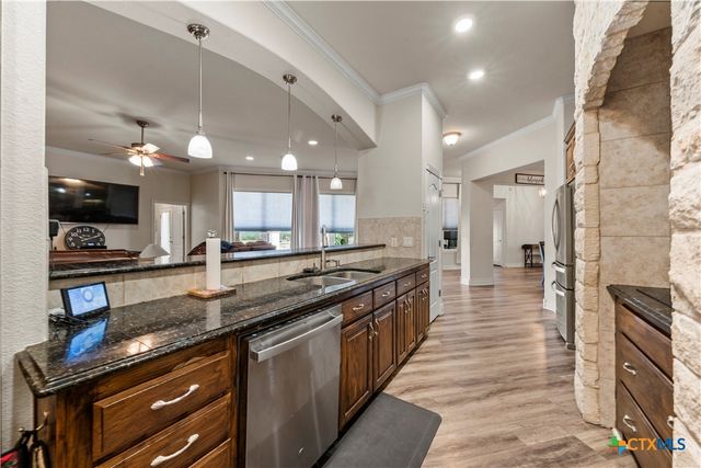 522 County Road 3371, Kempner, TX 76539