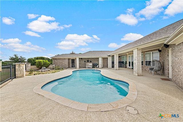 522 County Road 3371, Kempner, TX 76539