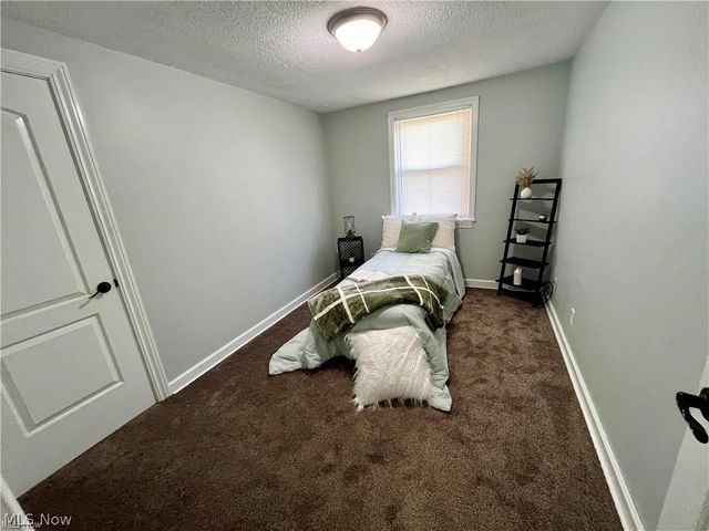 627 Poland Avenue, Struthers, OH 44471