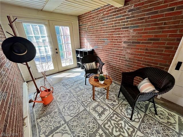 627 Poland Avenue, Struthers, OH 44471