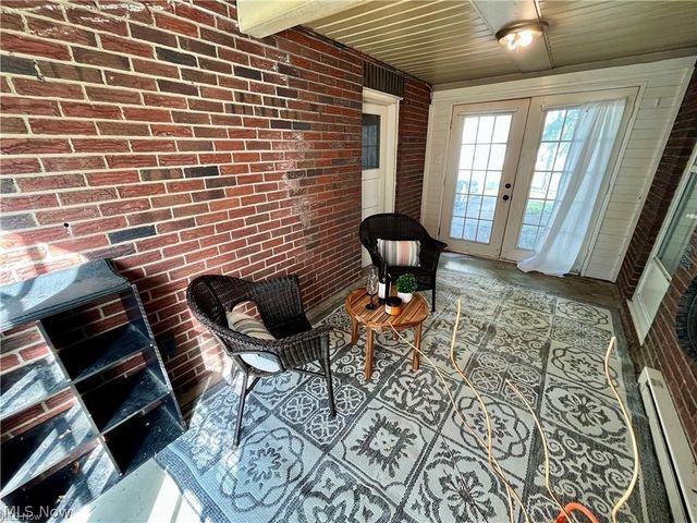 627 Poland Avenue, Struthers, OH 44471